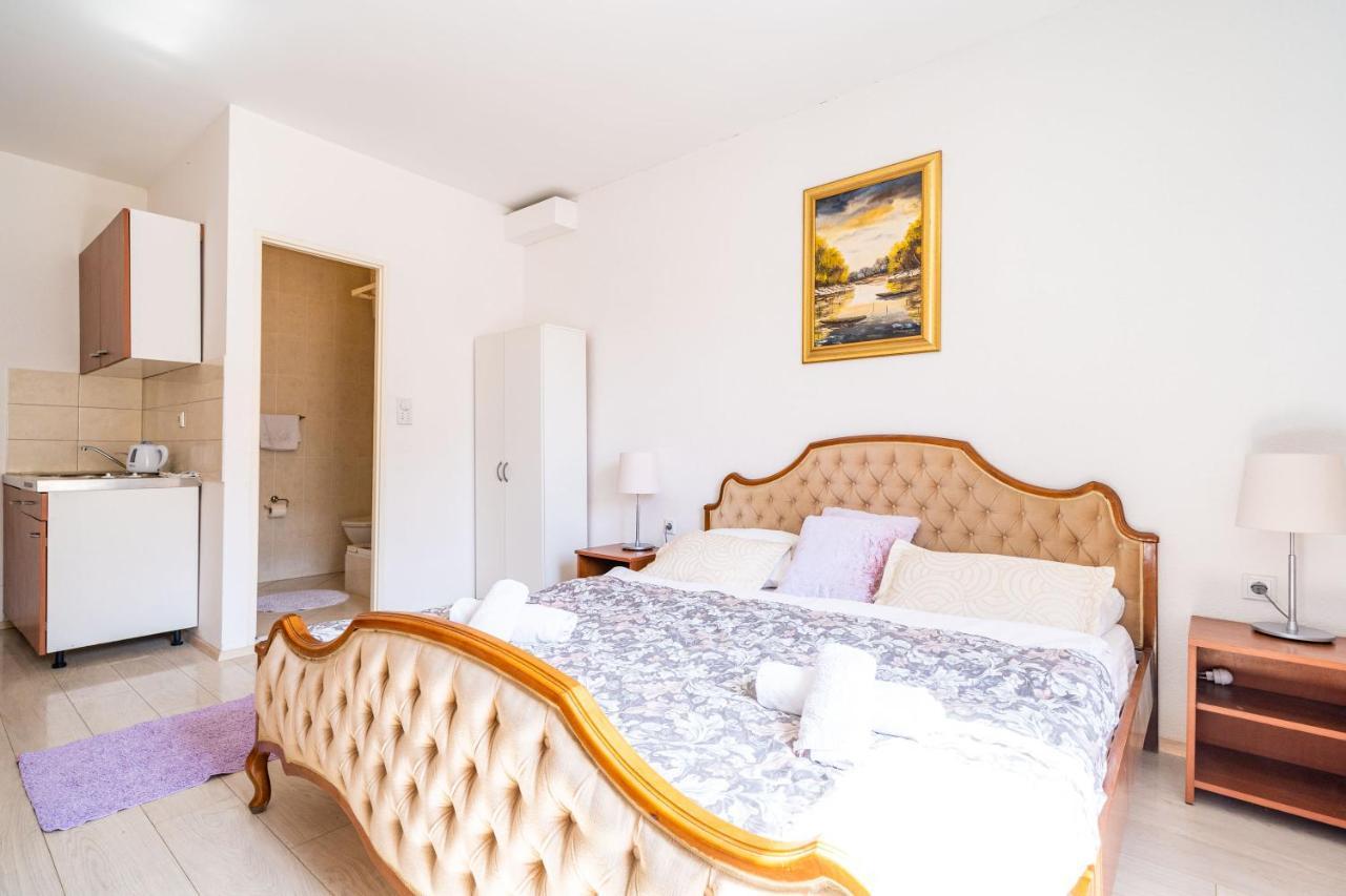 Deluxe Rooms With A Terrace View At Old City Gate 杜布罗夫尼克 外观 照片