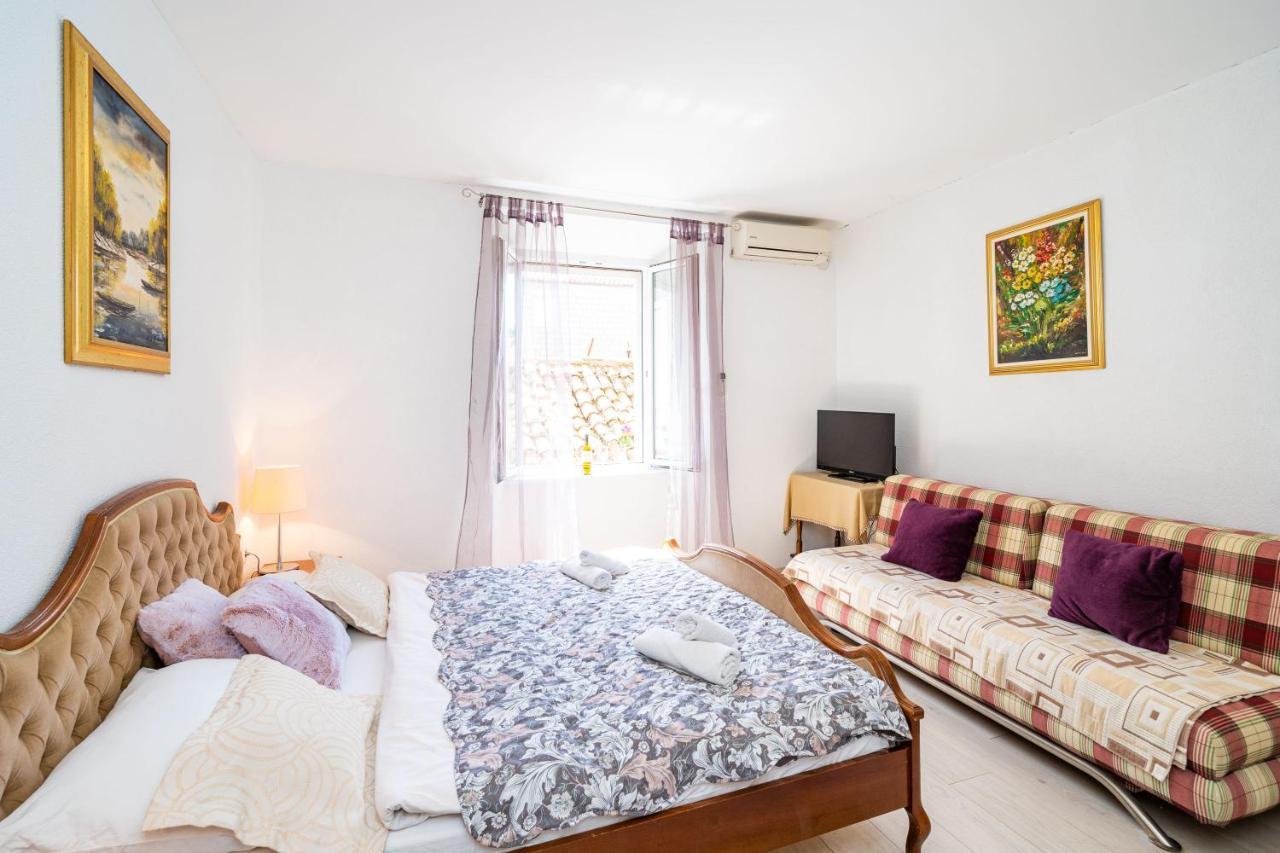 Deluxe Rooms With A Terrace View At Old City Gate 杜布罗夫尼克 外观 照片