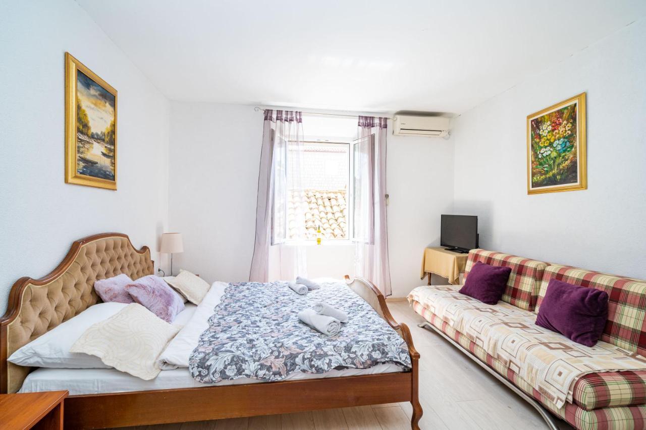 Deluxe Rooms With A Terrace View At Old City Gate 杜布罗夫尼克 外观 照片